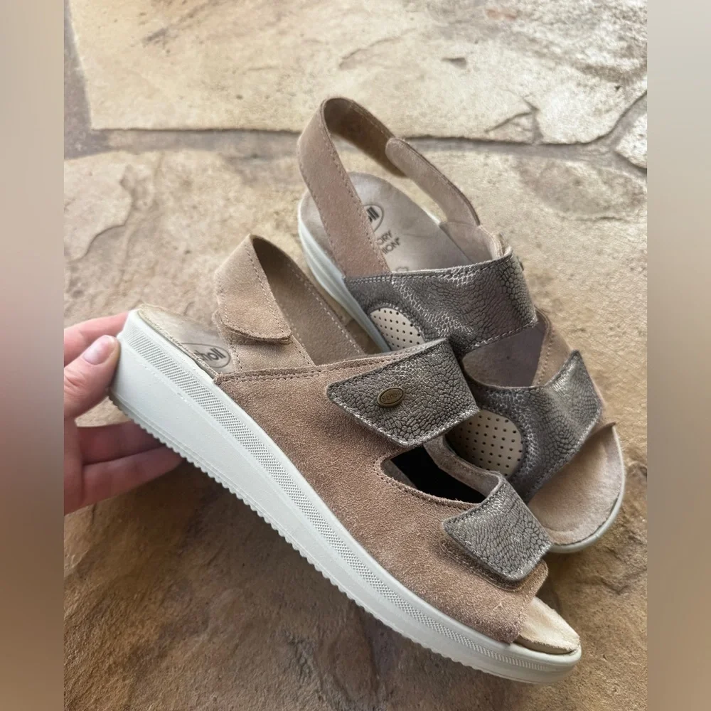 Scholl Comfort Sandals With Velcro Straps Beige Wedge Removable Insole Size 38
